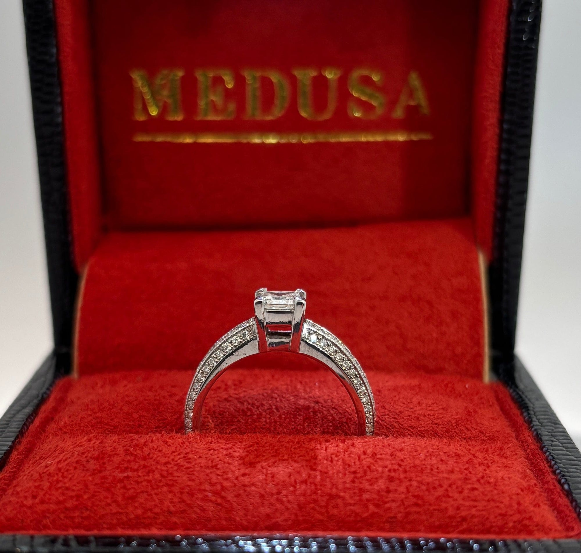 Bijoux Liquidation | Neuf Bague diamant princess cut