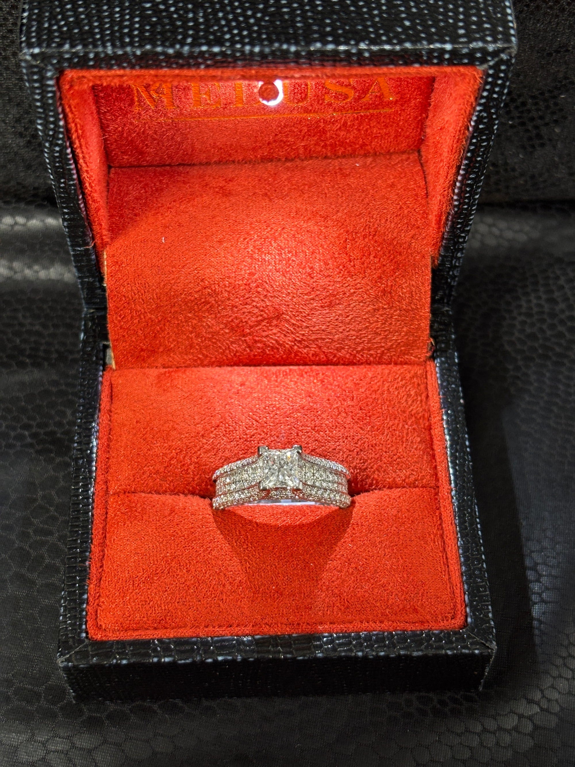Bijoux Liquidation | Neuf Bague Princess Cut (CBE10)