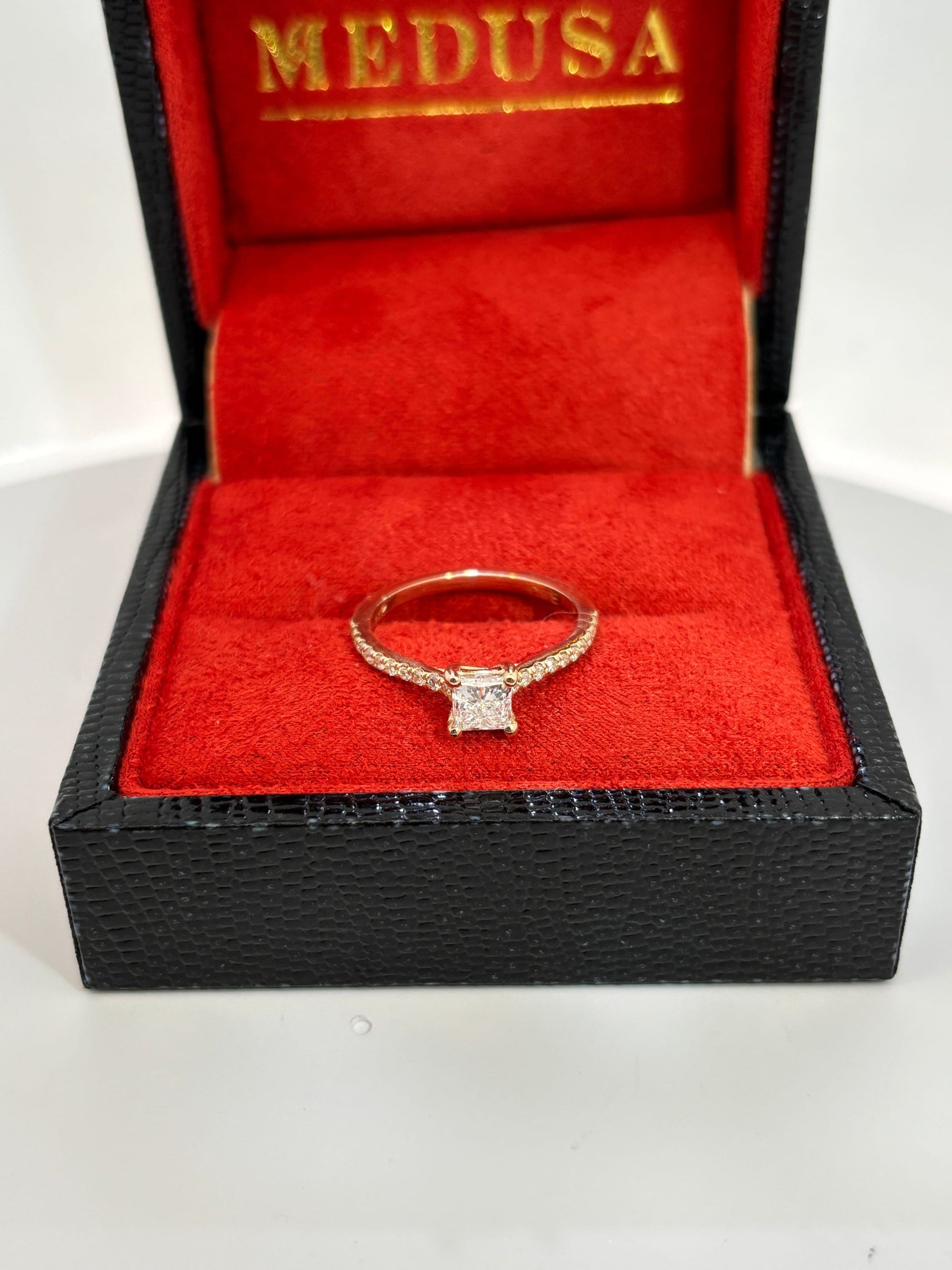 Bijoux Liquidation | Neuf Bague princess cut LAB