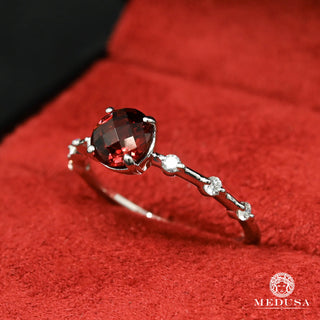 Garnet D1 - Diamond  - White Gold