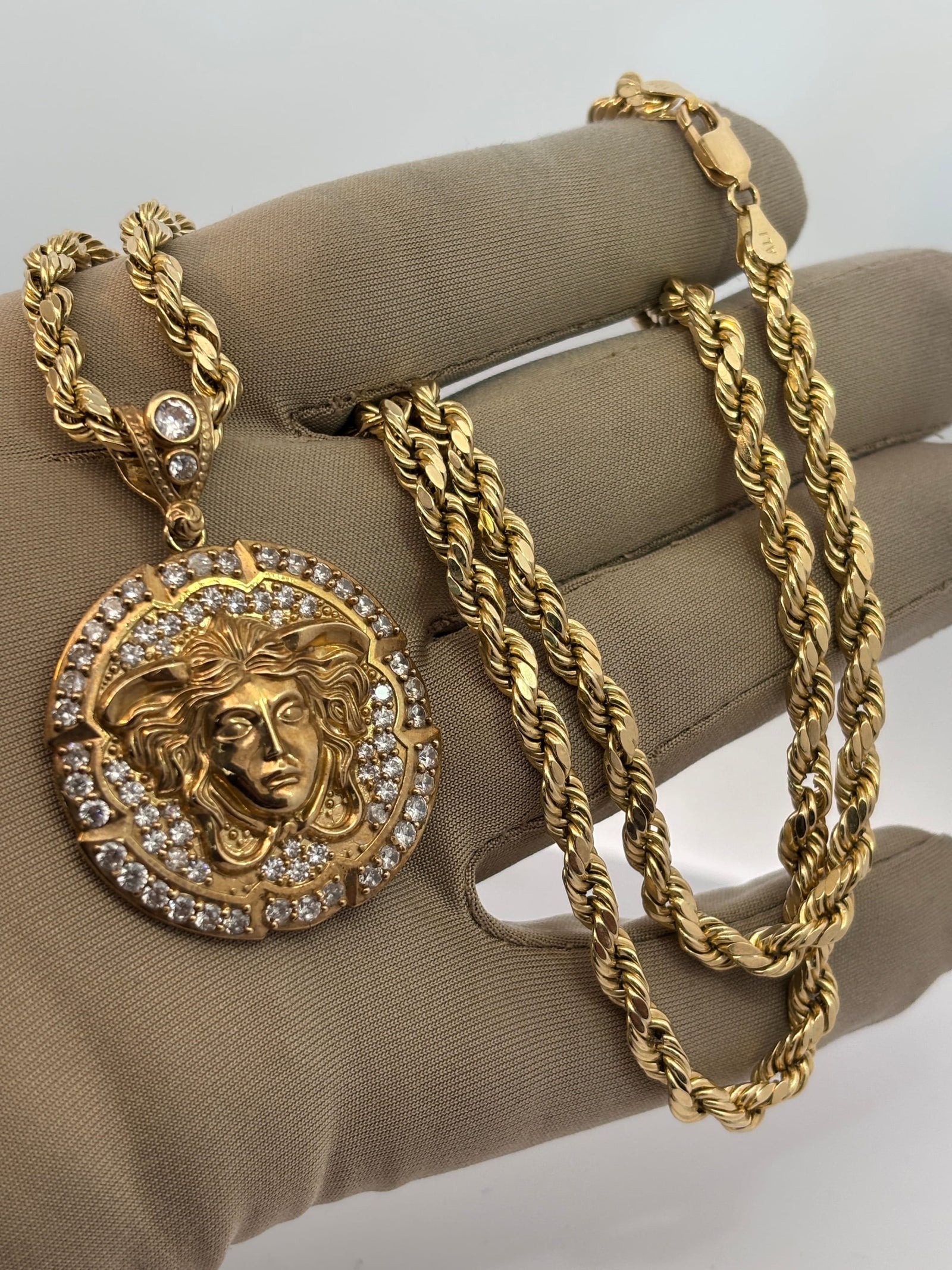 Bijoux Liquidation | Neuf Kit Torsade Médaillon