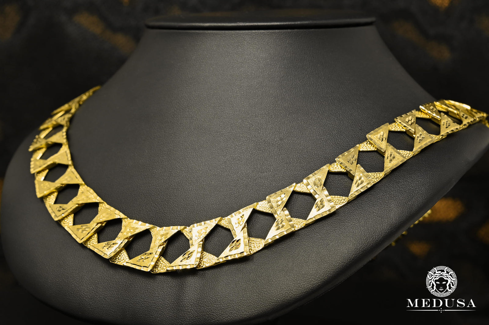 10K Gold Chain | Curb Chain 20mm Meshy Square