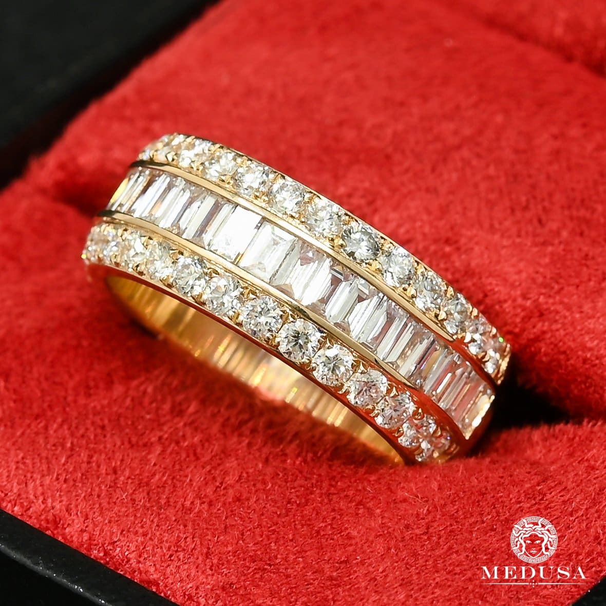 10K Gold Diamond Ring | Luxurious D9 Men's Ring - VVS Yellow Gold