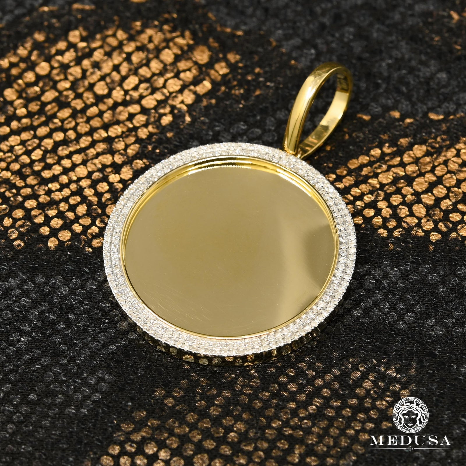 10K Gold Diamond Pendant | Photo Pendant Photo Pendant D2 31mm / Yellow Gold
