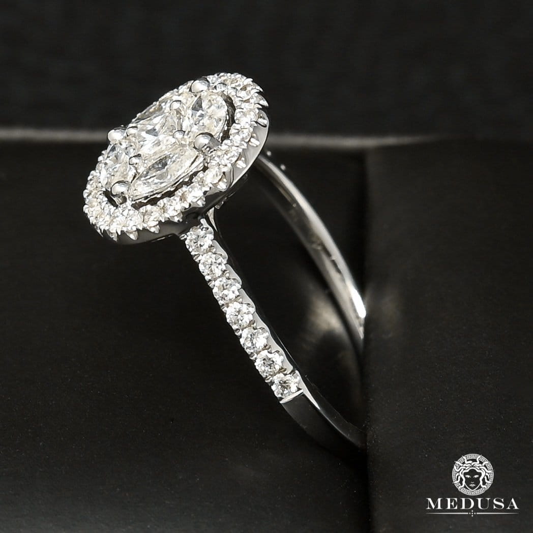 18K Gold Diamond Ring | Trinity Engagement Ring D7 - Solitaire Ring 81PT Oval Cut White Gold